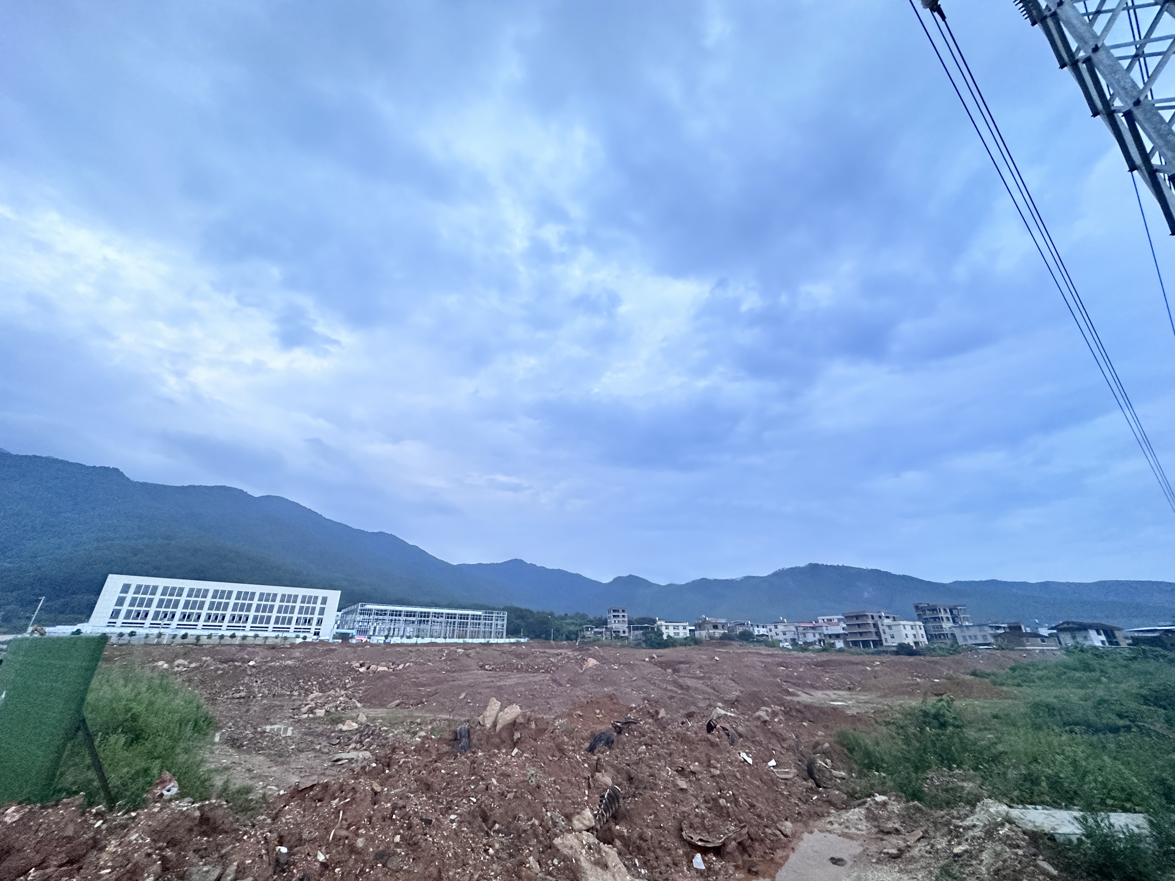 龍美濕法可降解醫療用品生產項目：邁向生態友好的未來